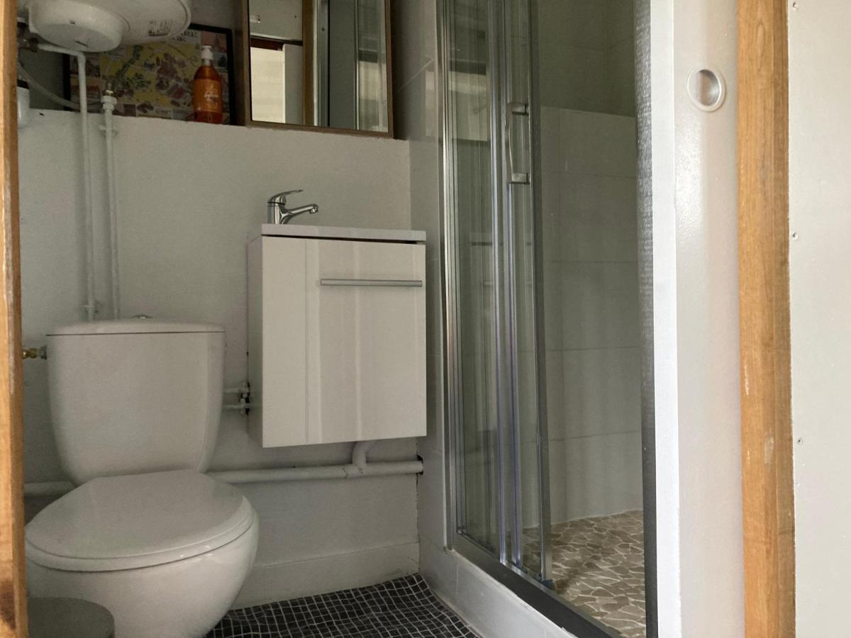 Tiny House Du Haras Cour Lozey Villa Sainte-Marguerite-des-Loges Bagian luar foto